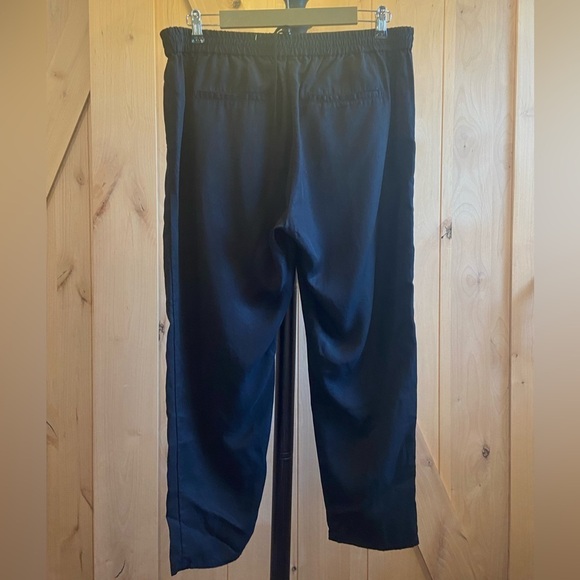 Gap Women’s Pull On Pants Size L Lyocell Tencel Cropped Tapered Downstring Black - Picture 7 of 14